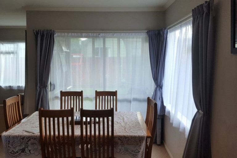 Photo of property in 19 Edgewater Grove, Whakatane, 3120