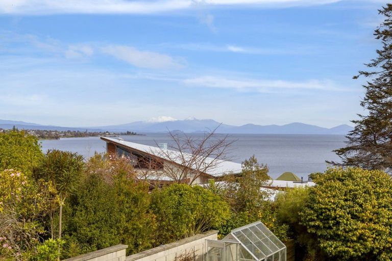 Photo of property in 27 Ngauruhoe Street, Hilltop, Taupo, 3330