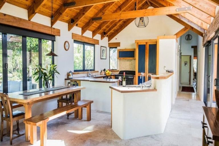 Photo of property in 508 Lake Hawea-albert Town Road, Albert Town, Wanaka, 9382