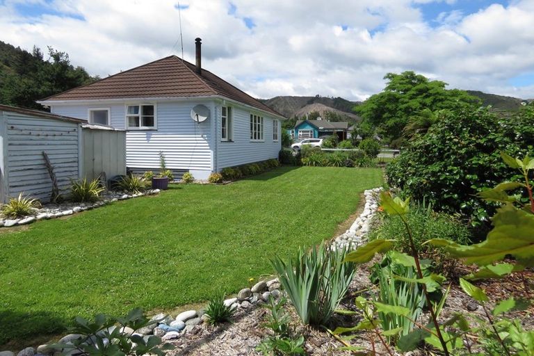 Photo of property in 8 Dunn Street, Reefton, 7830
