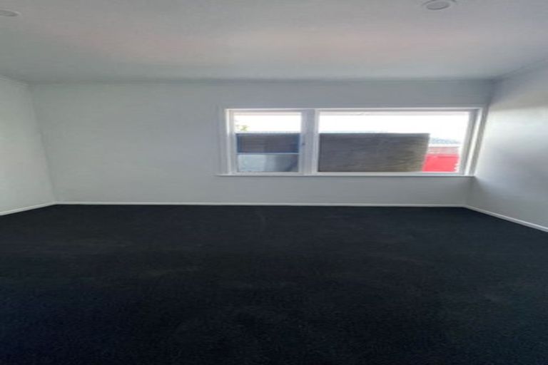 Photo of property in 51 Hallberry Road, Mangere East, Auckland, 2024