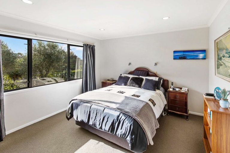Photo of property in 21b Poplar Grove, Whalers Gate, New Plymouth, 4310