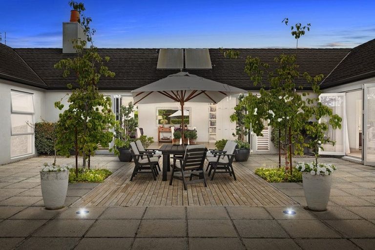 Photo of property in 14 Millbrook Drive, Waiuku, 2683