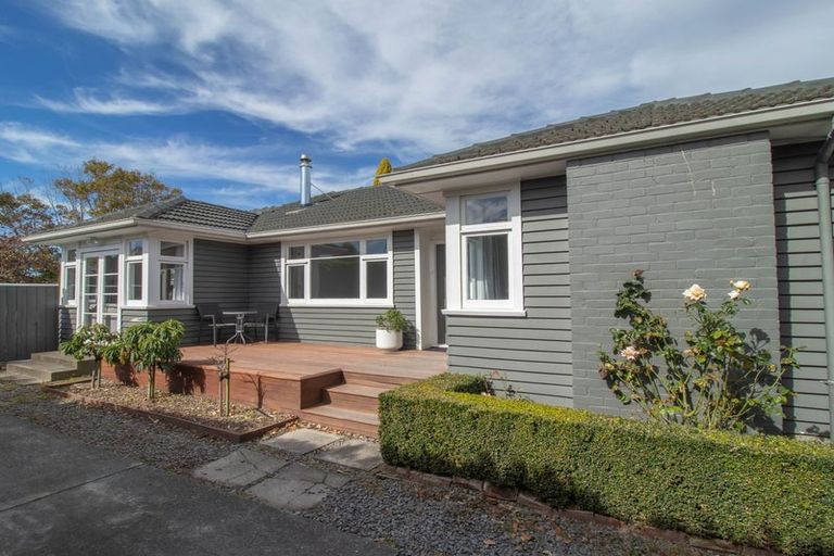Photo of property in 15 Moreland Avenue, Papanui, Christchurch, 8053
