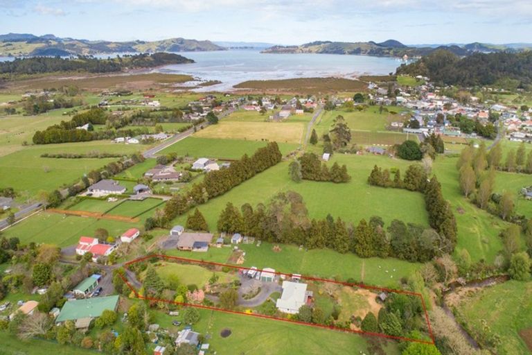 Photo of property in 53 Whangapoua Sh25 Road, Coromandel, 3506