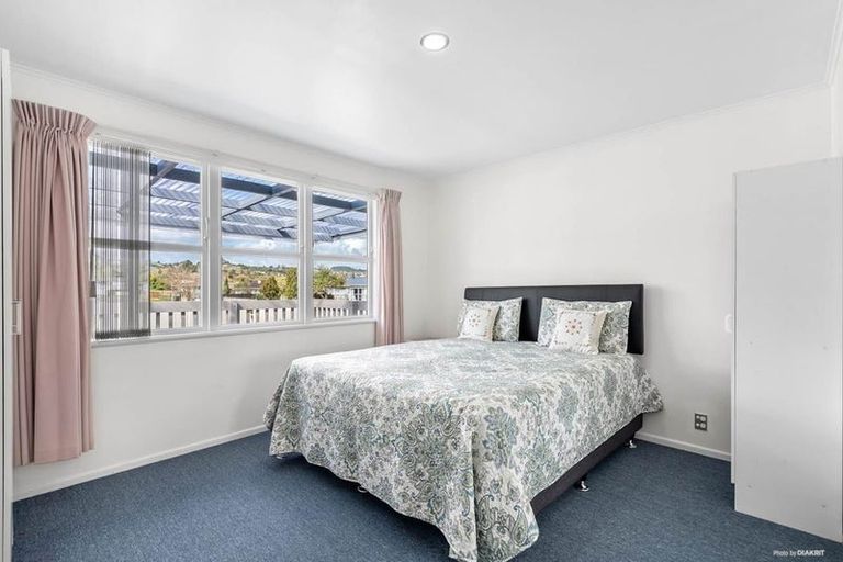 Photo of property in 43 President Avenue, Papakura, 2110