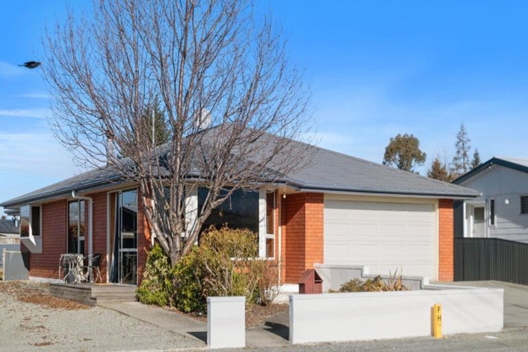 Photo of property in 189 Mackenzie Drive, Twizel, 7901