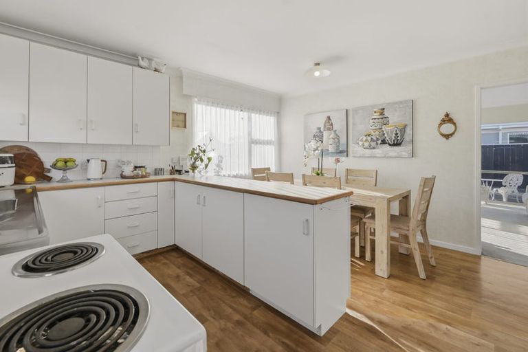 Photo of property in 64a Edgecumbe Road, Tauranga, 3110