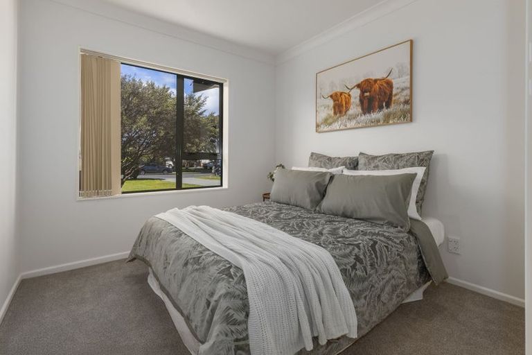 Photo of property in 9 Takahe Drive, Paraparaumu Beach, Paraparaumu, 5032