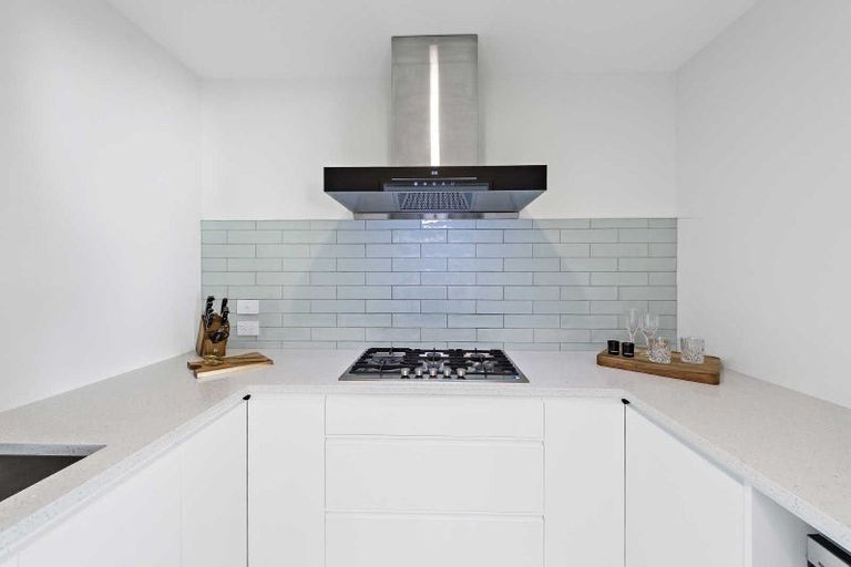 Photo of property in 11 Tulett Park Drive, Casebrook, Christchurch, 8051