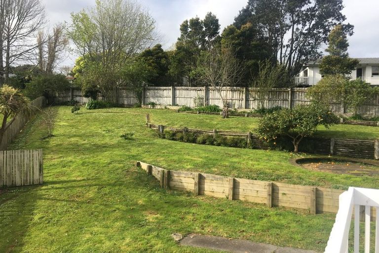 Photo of property in 8 Skyla Place, Massey, Auckland, 0614