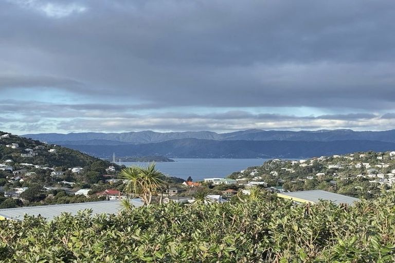 Photo of property in 15 Cavalry Close, Crofton Downs, Wellington, 6035