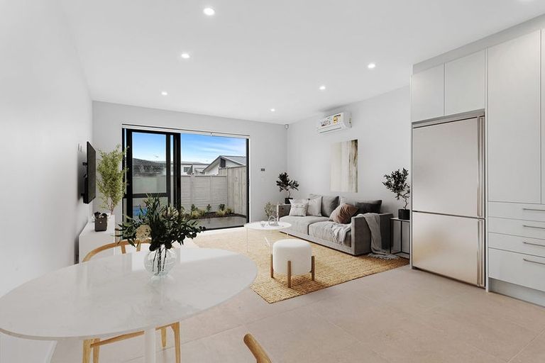 Photo of property in 108 Te Napi Drive, Takanini, Auckland, 2112