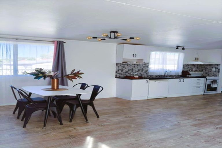 Photo of property in 4 Langdon Lane, Melville, Hamilton, 3206