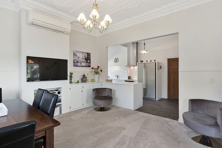 Photo of property in 173 Victoria Road, Saint Clair, Dunedin, 9012