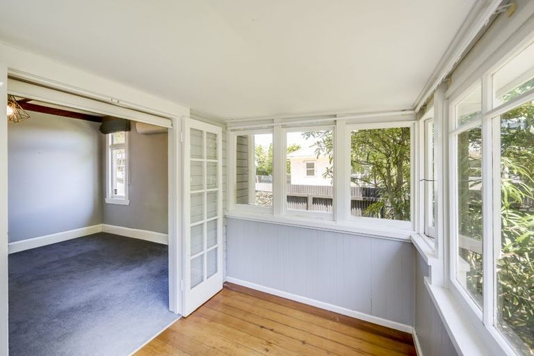 Photo of property in 7 Main Street, Hospital Hill, Napier, 4110