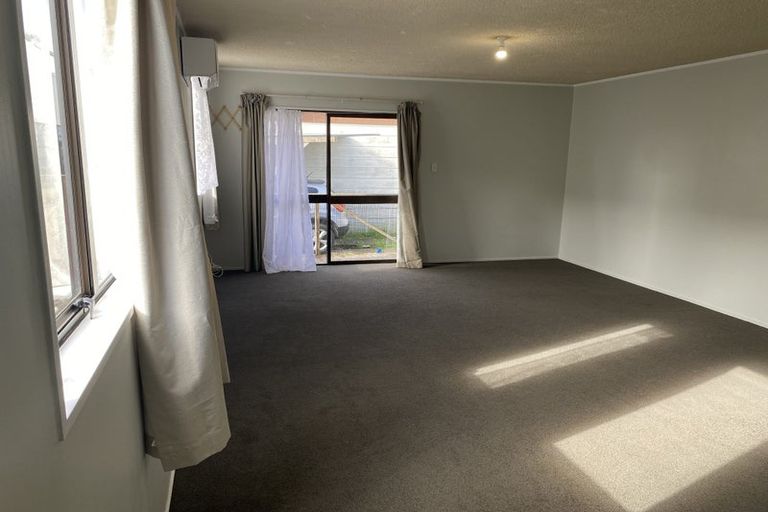 Photo of property in 77 Greenwood Street, Frankton, Hamilton, 3204