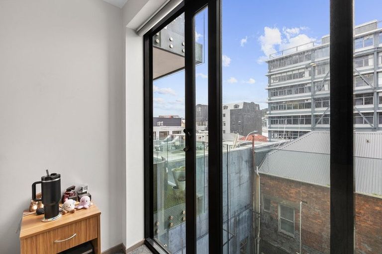 Photo of property in Dual Apartments, 308/142 Vivian Street, Te Aro, Wellington, 6011