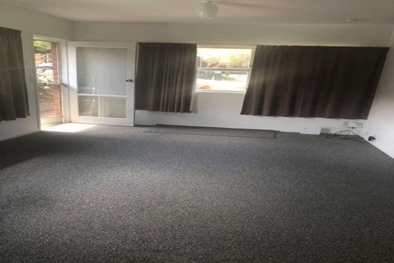 Photo of property in 54 Hillcrest Avenue, Hillcrest, Auckland, 0627