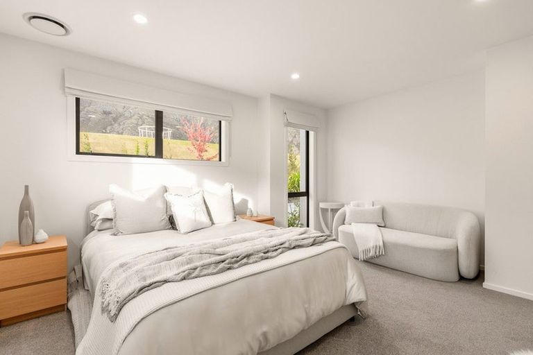 Photo of property in 5 Bannister Street, Jacks Point, Queenstown, 9371