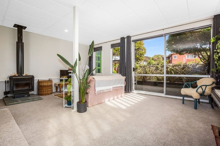 Photo of property in 11 Spinnaker Drive, Whitby, Porirua, 5024