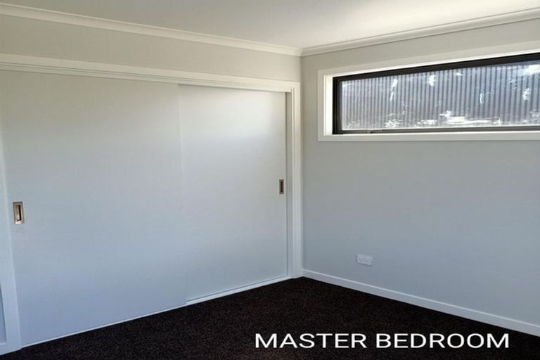 Photo of property in 10 Main Road, Wainuiomata, Lower Hutt, 5014