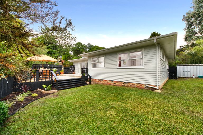 Photo of property in 34 Dolbear Street, Titirangi, Auckland, 0604