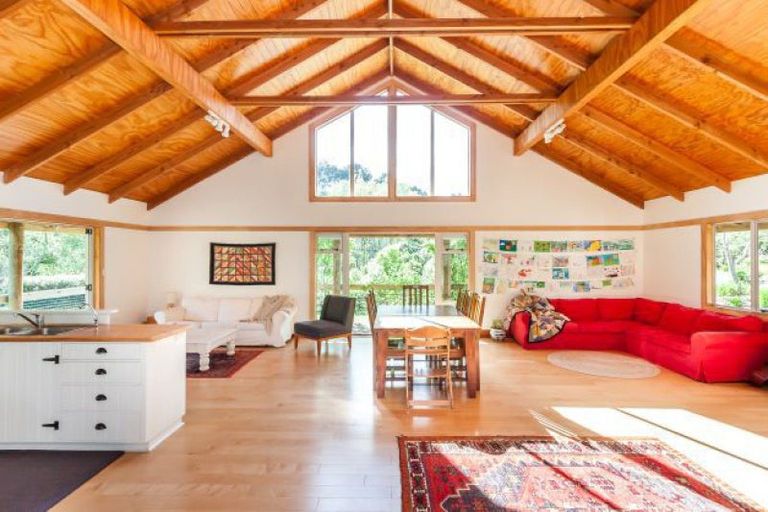 Photo of property in 421 Pahiatua Aokautere Road, Aokautere, Palmerston North, 4471