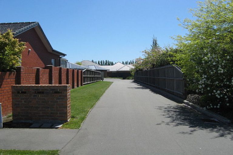 Photo of property in 106 Regent's Park Drive, Casebrook, Christchurch, 8051
