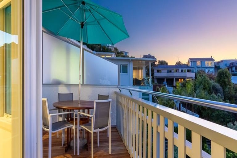 Photo of property in 4 The Cliffs, Britannia Heights, Nelson, 7010