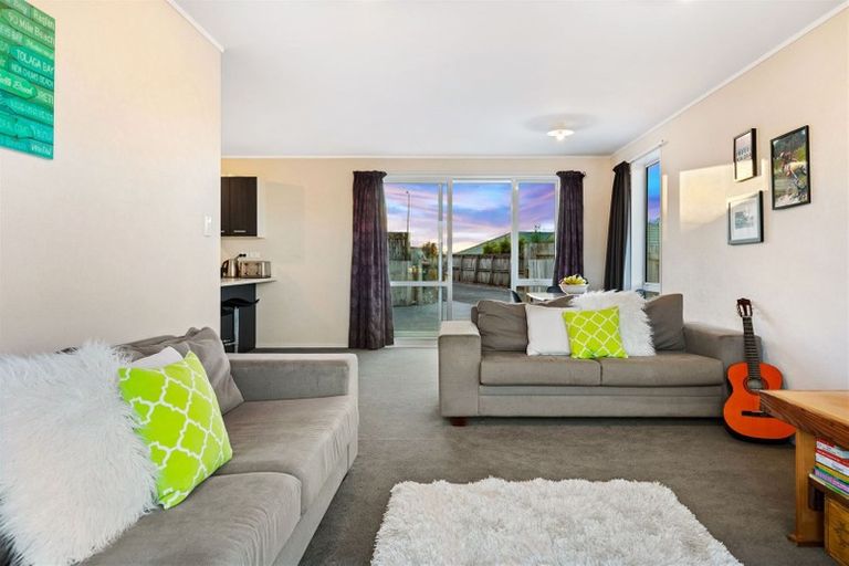 Photo of property in 32b Mili Way, Ranui, Auckland, 0612