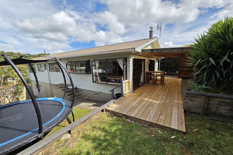 Photo of property in 43 Carr Street, Te Kamo, Whangarei, 0112