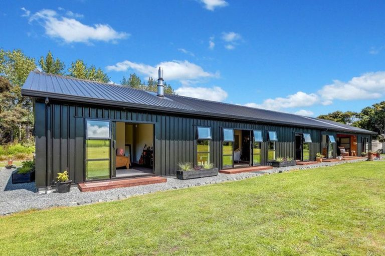 Photo of property in 33a Waiotahi Drive, Mangawhai, 0573