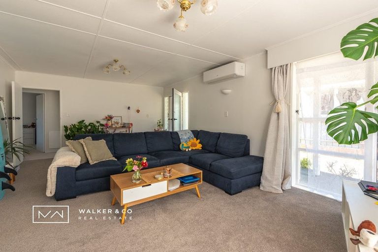 Photo of property in 15 Kaponga Street, Wainuiomata, Lower Hutt, 5014