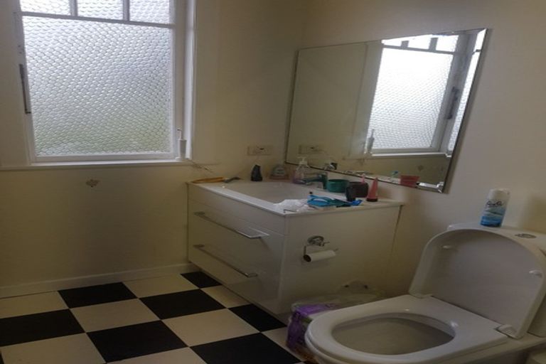 Photo of property in 42 Hohiria Road, Hataitai, Wellington, 6021