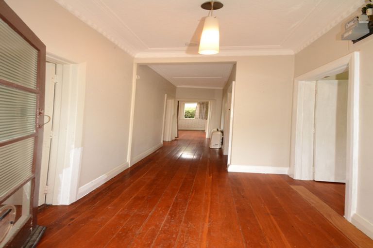 Photo of property in 305 Ravensbourne Road, Ravensbourne, Dunedin, 9022