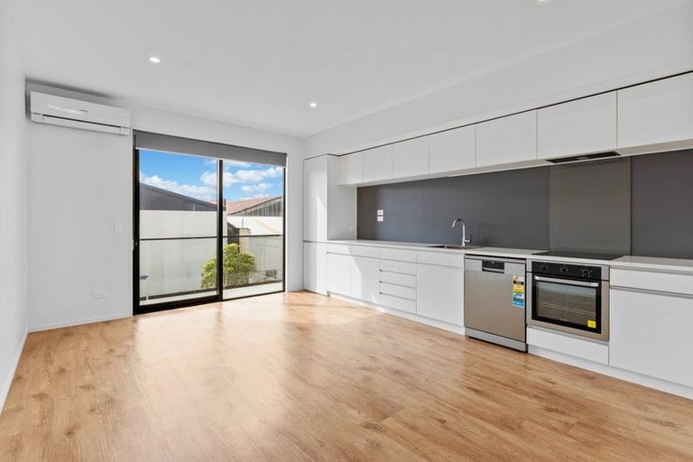 Photo of property in 4/6 Waverley Street, Sydenham, Christchurch, 8023