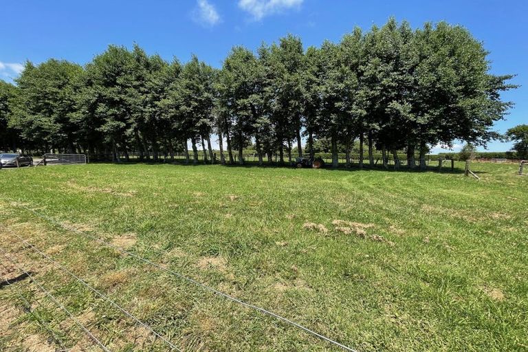 Photo of property in 330 Gun Club Road, Pukekohe, 2676