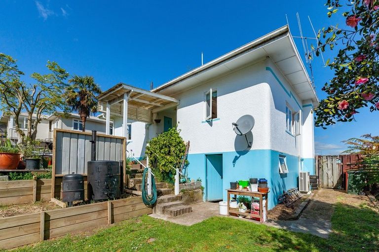 Photo of property in 65 Arapuni Street, Putaruru, 3411