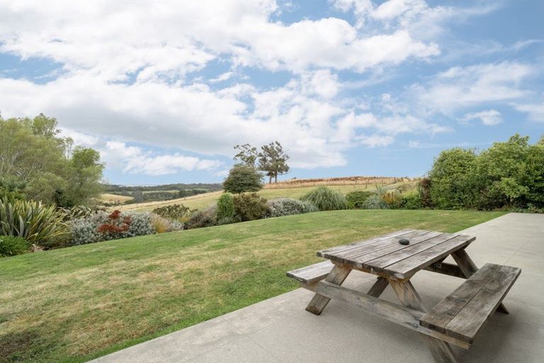 Photo of property in 37 Settlement Hill Road, Owaka, 9586