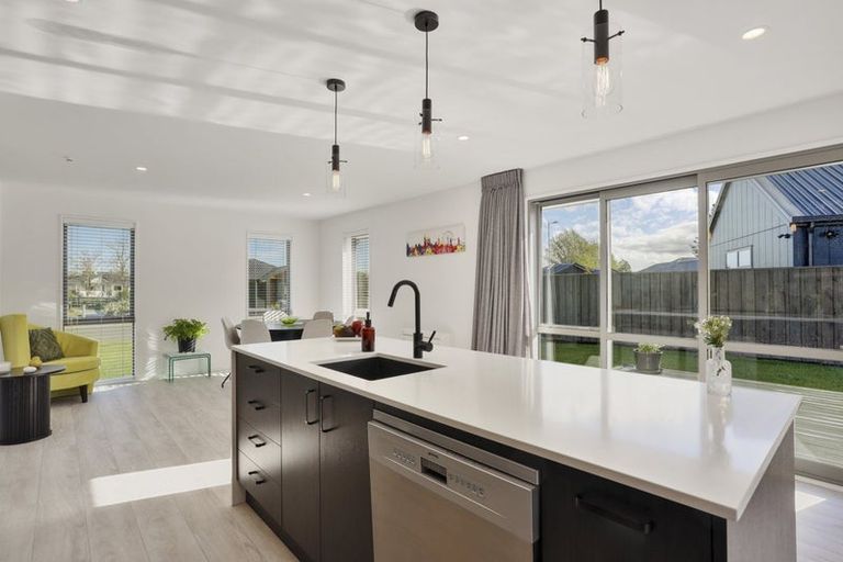 Photo of property in 17 Foster Place, Amberley, 7410