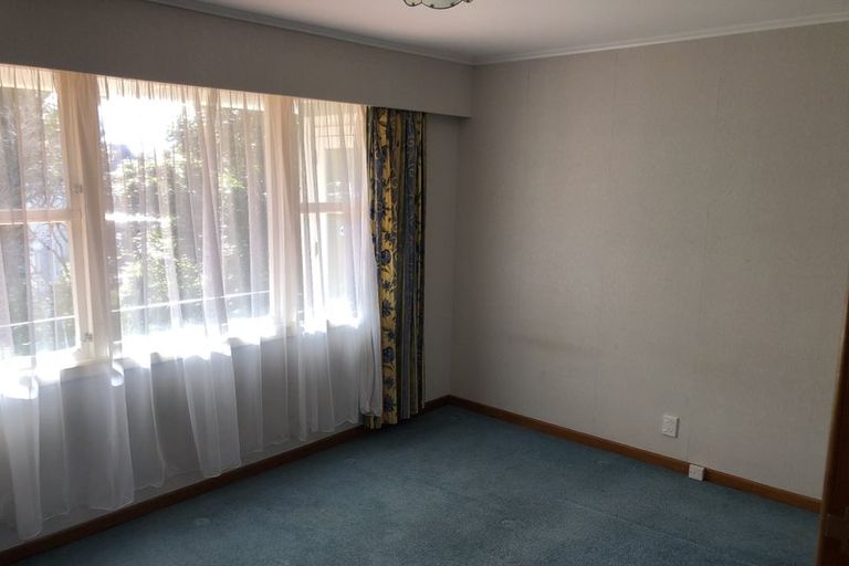 Photo of property in 28e Wallath Road, Westown, New Plymouth, 4310