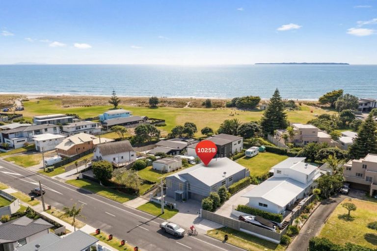 Photo of property in 1025 Papamoa Beach Road, Papamoa Beach, 3118