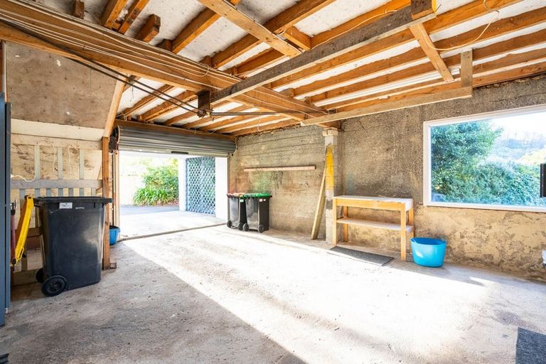 Photo of property in 18 Colquhoun Street, Glenross, Dunedin, 9011