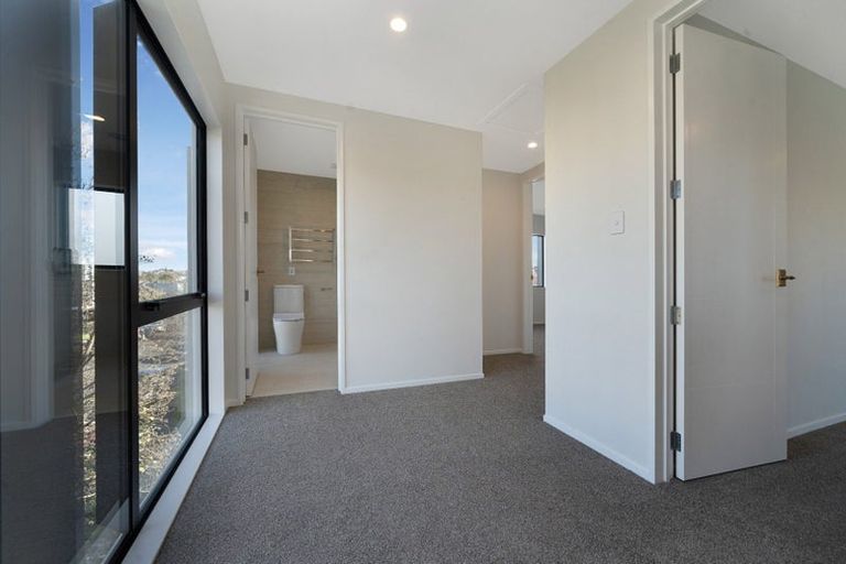 Photo of property in 9b Lomond Street, Takapuna, Auckland, 0622