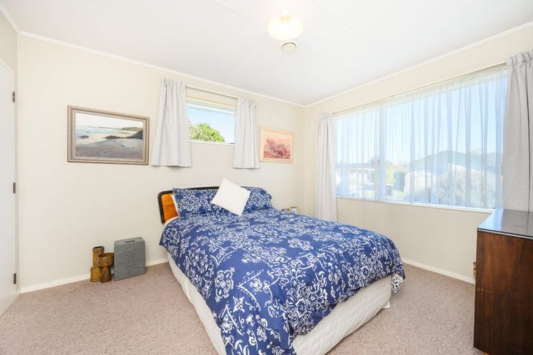 Photo of property in 9 Drury Street, Cloverlea, Palmerston North, 4412