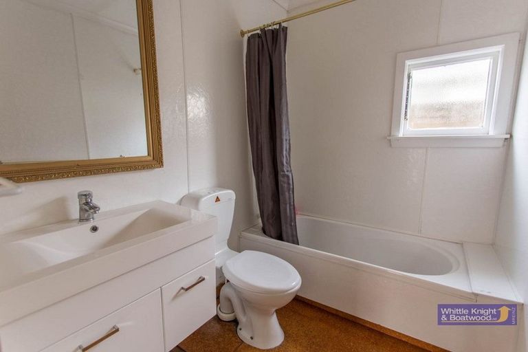 Photo of property in 85 Rattray Street, Riccarton, Christchurch, 8041