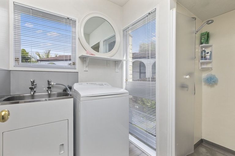 Photo of property in 65 Hinewa Road, Otumoetai, Tauranga, 3110