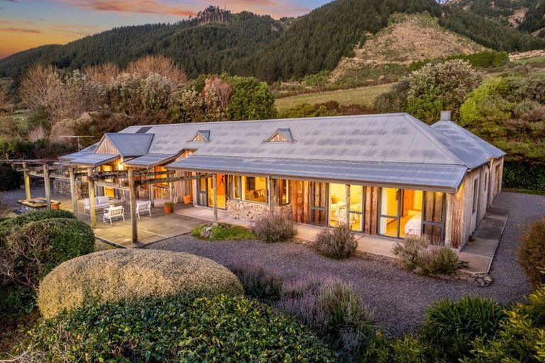 Photo of property in 55 Octavius Road, Peka Peka, Waikanae, 5391
