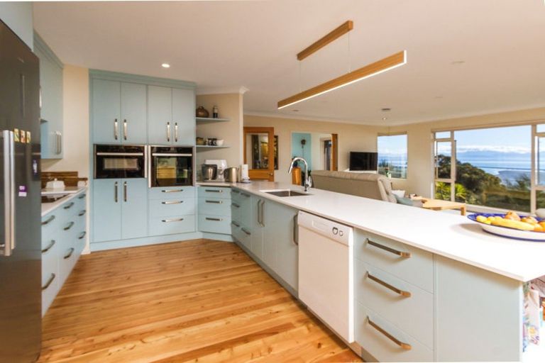 Photo of property in 5 Cape View, Atawhai, Nelson, 7010